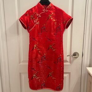 Red dress size small 100% silk